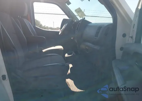 2020 Nissan Nv Cargo Nv2500 Hd S Standard Roof V6 z USA, uszkodzony, nr VIN 1N6BF0KY3LN804078